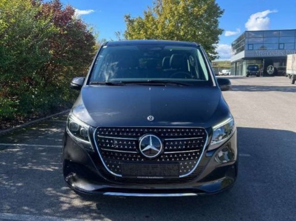 Mercedes-Benz V 300 d 4MATIC AVANTGARDE, Foto 1 von 2